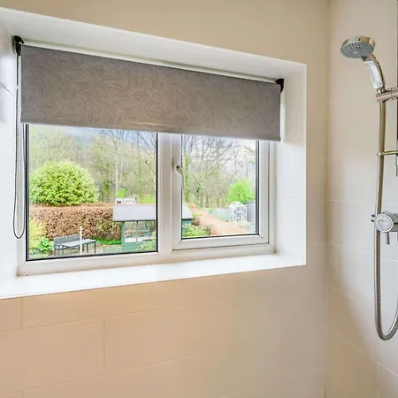 3 Bed In Oc-84638 קזיק