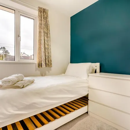 3 Bed In Oc-84638 * קזיק