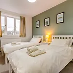 בית נופש 3 Bed In Oc-84638 קזיק