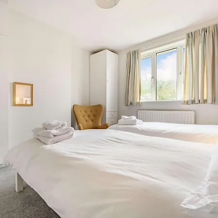 3 Bed In 84638 Holiday home *